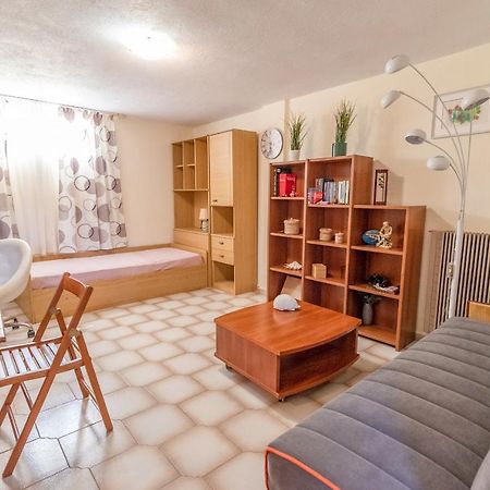 Pine Trees Apartment بريفيزا المظهر الخارجي الصورة