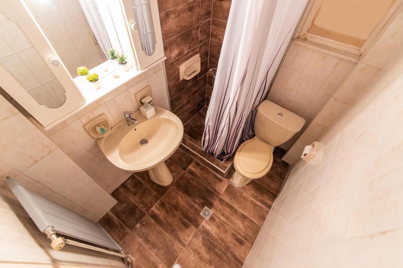 Pine Trees Apartment بريفيزا المظهر الخارجي الصورة