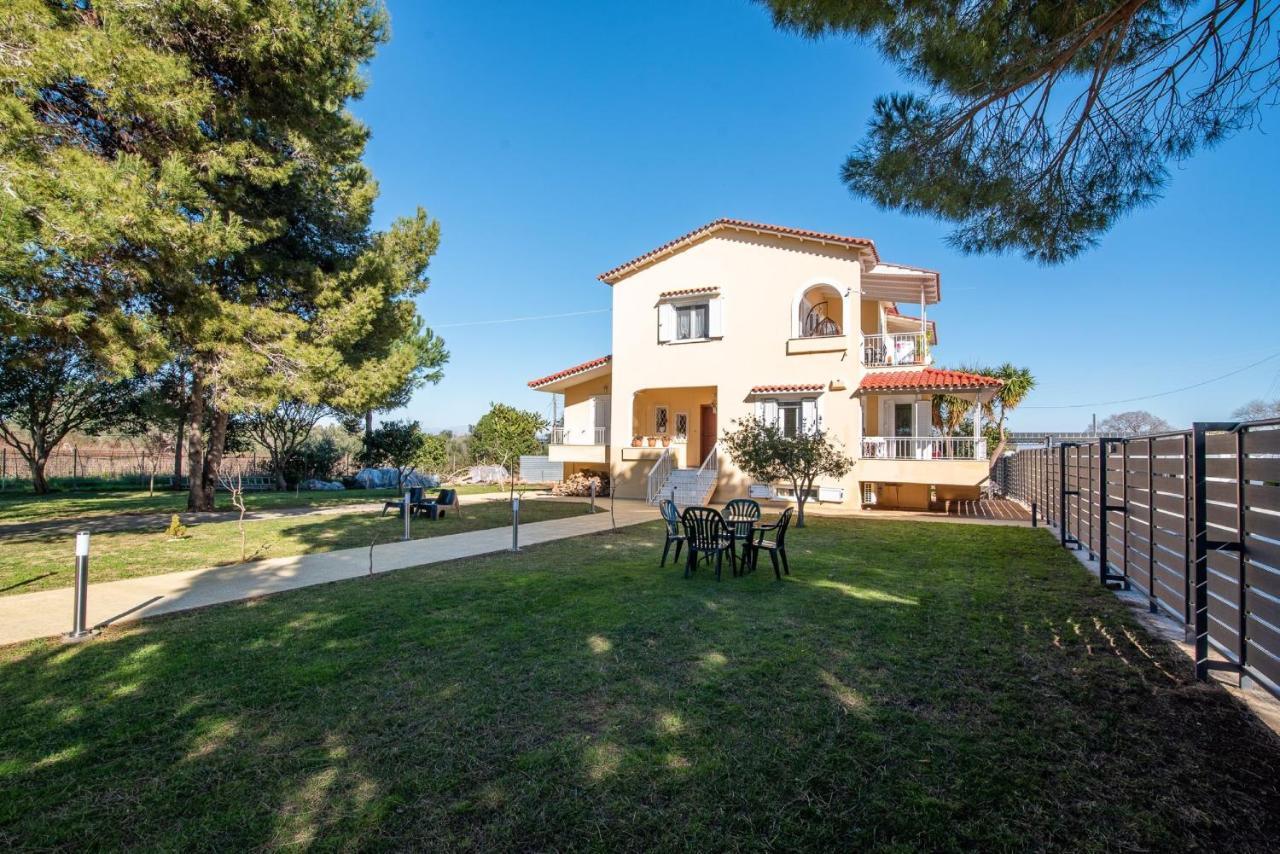 Pine Trees Apartment بريفيزا المظهر الخارجي الصورة